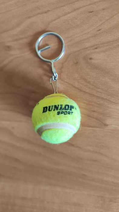 Brelok na klucze – piłeczka tenisowa Dunlop