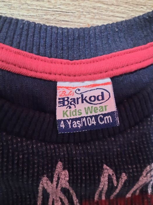 Майже нові светрики для хлопчика