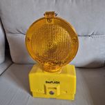 Lampa drogowa ostrzegawcza