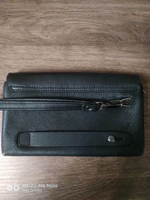 Мужская кожаная сумка клатч