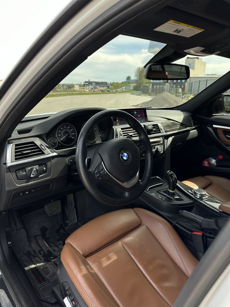 BMW 328i Xdrive 2016