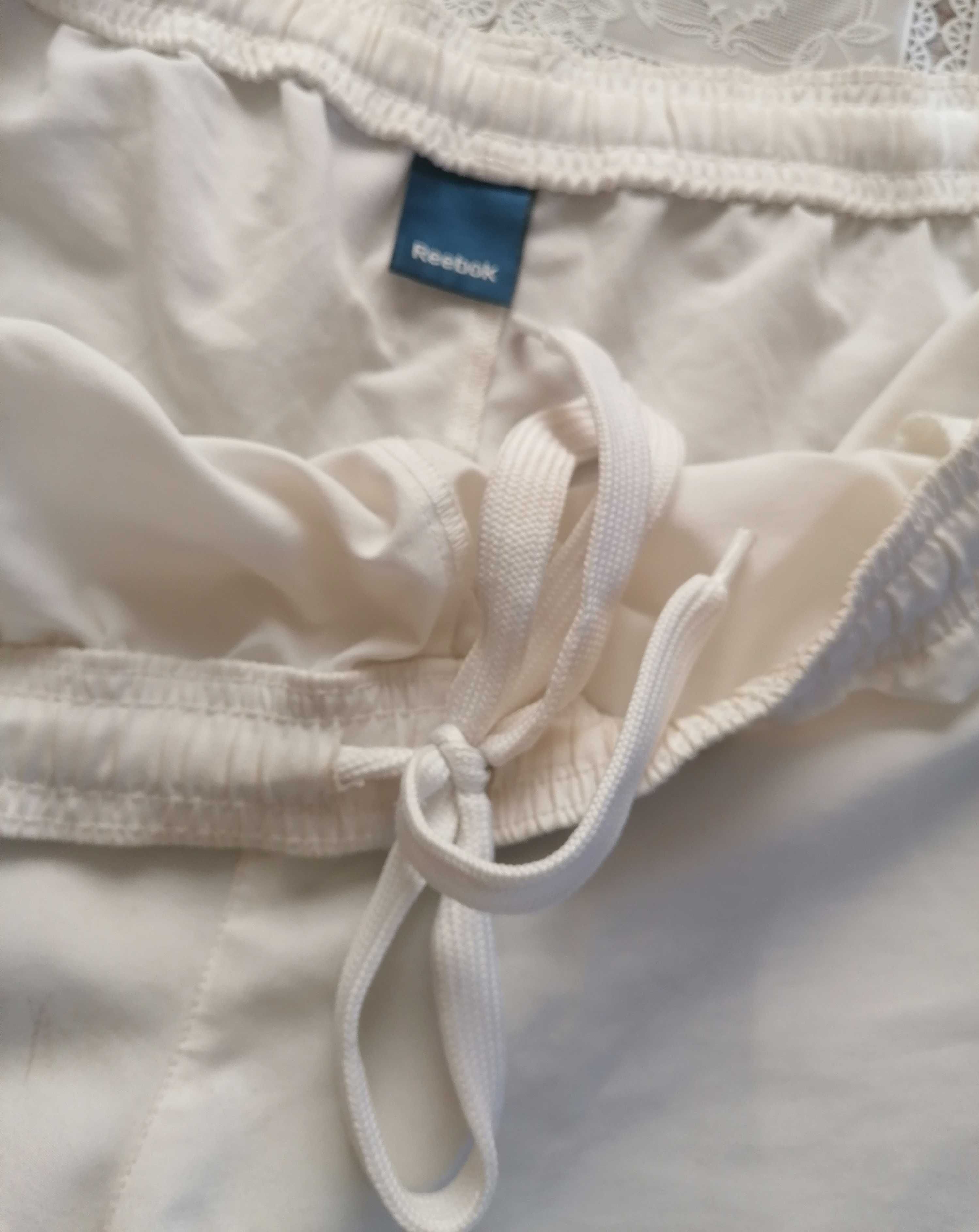 Krótkie spodenki REEBOK XL oryginał białe