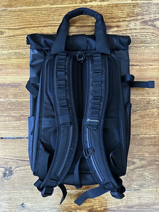 Mochila Wandrd PRVKE com acessórios