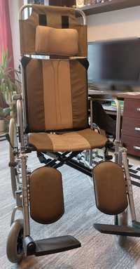 Wózek inwalidzki z aluminiowej ramy
