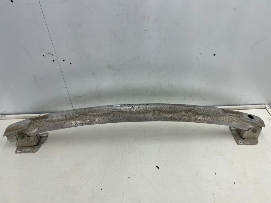 Belka zderzaka Renault Megane 2 II kombi 02-09r. tylne wzmocnienie pasa tylna tył 820000836