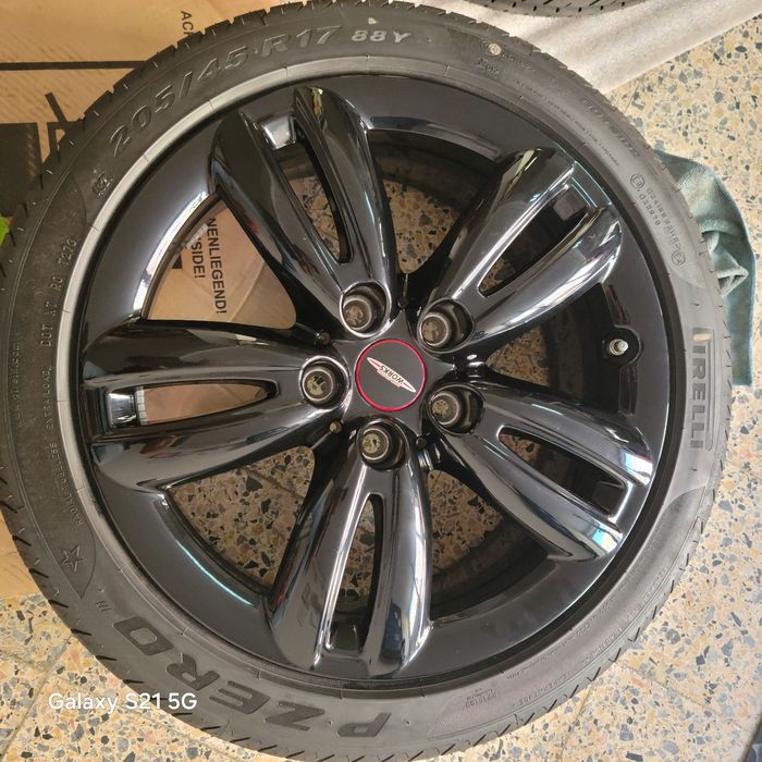 Jantes originais Mini john cooper works com pneus pirelli p zero