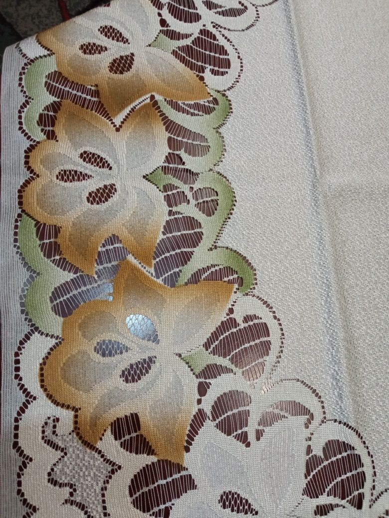 Obrus poliestrowy kwadratowy żakardowy 100/100 cm