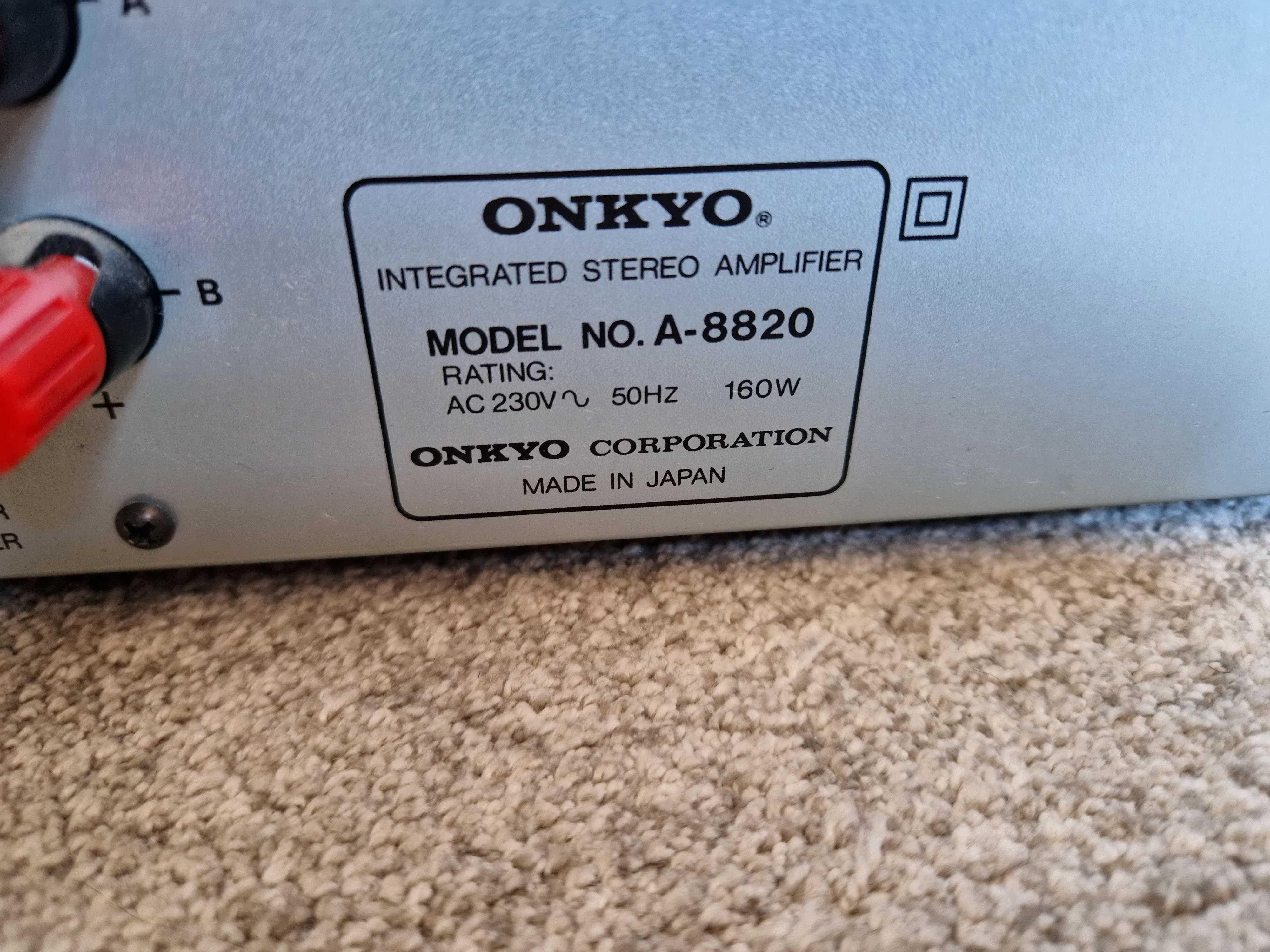 wzmacniacz ONKYO A 8820