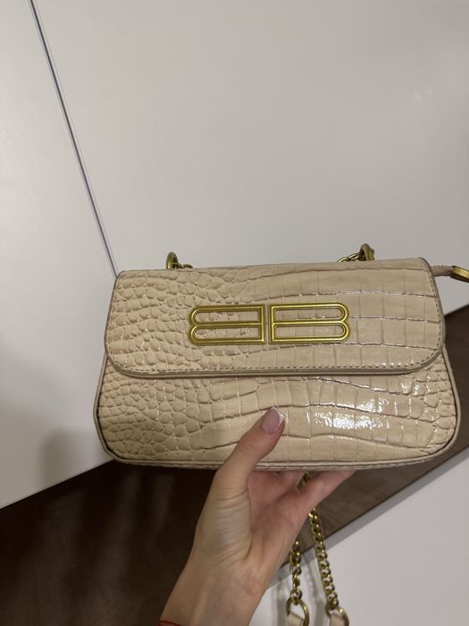 Продам сумку новую