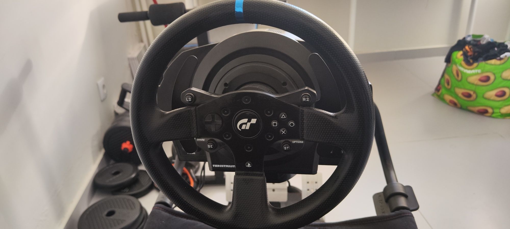Playseat Challenge + Thrustmaster T300