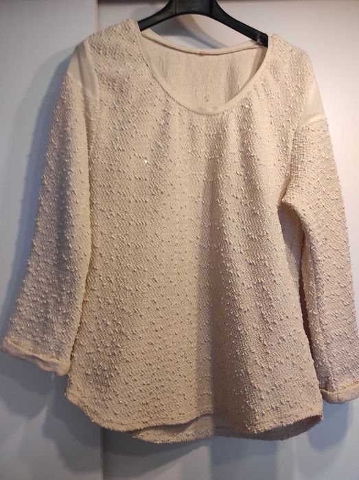 Sweterek błyszczący beżowy