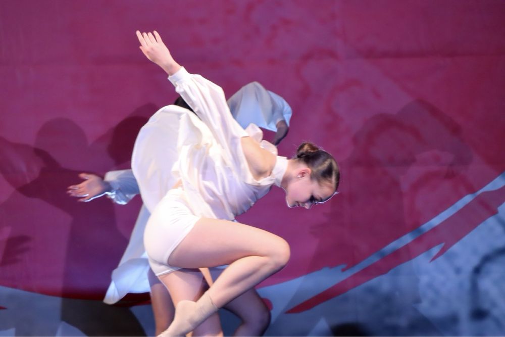 Продам сценічний костюм для сучасного танцю