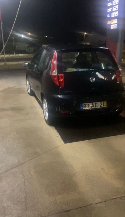 Vende-se fiat punto avariado