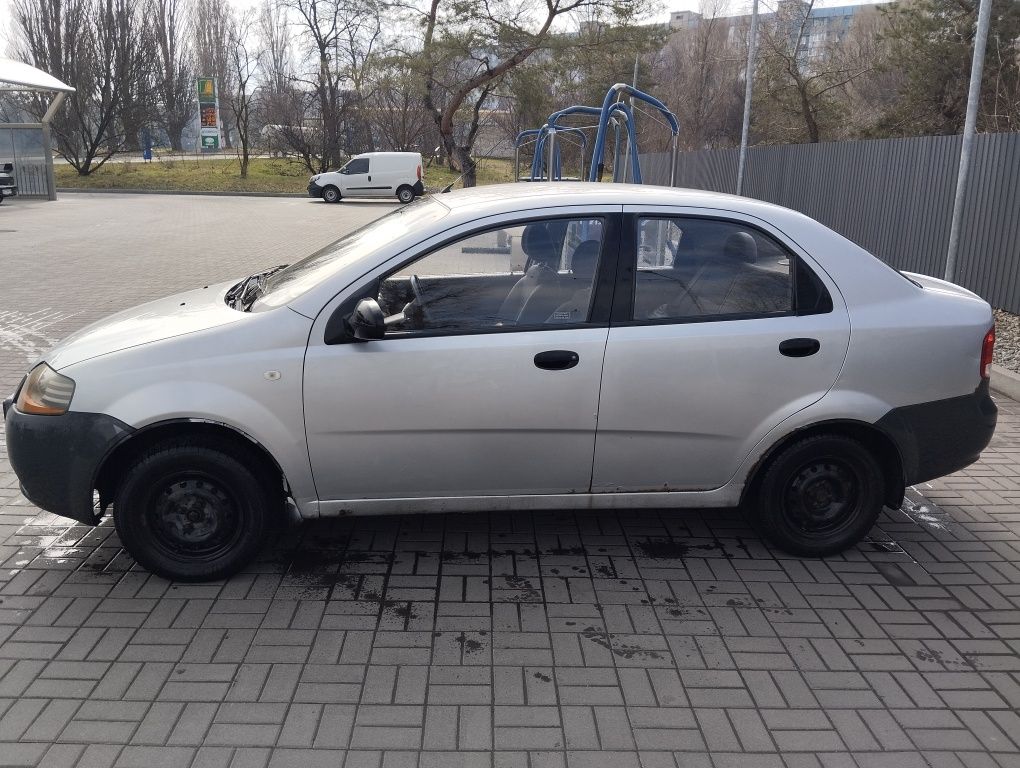 Chevrolet Aveo t 200 2005