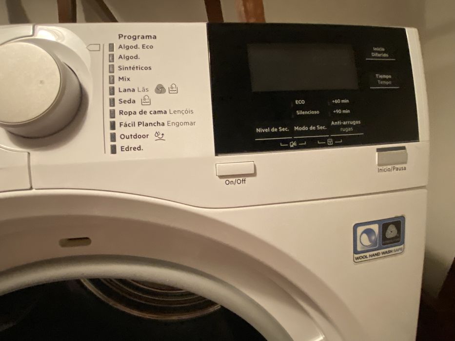 Máquina secar roupa 8kg AEG lavatherm
