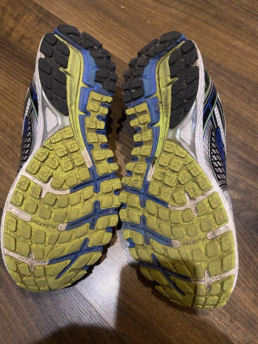 Кросівки brooks 45,5