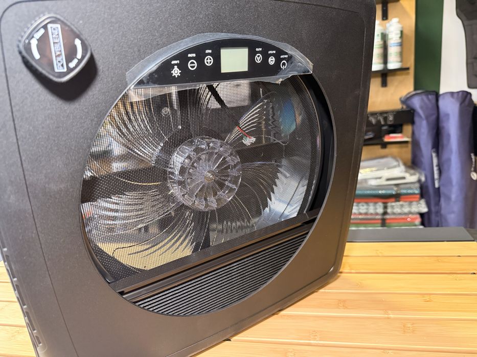 Okno dachowe z wentylatorem PLUSFAN 400x400 mm