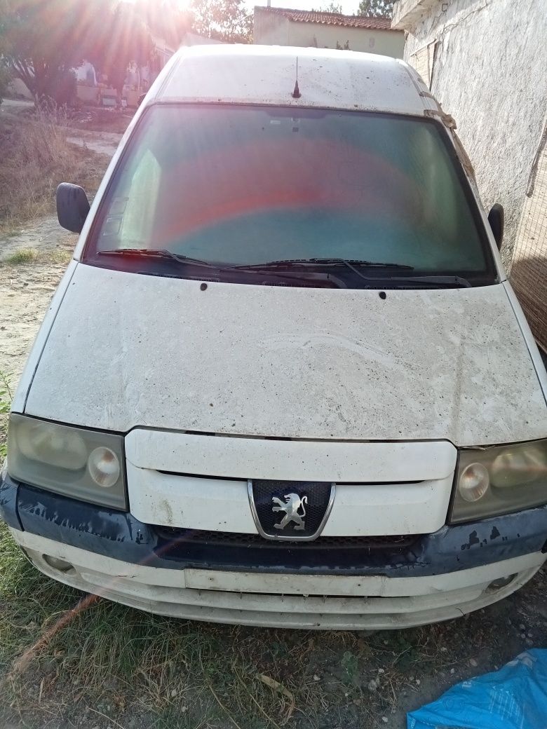 Vendo peças Carrinha Peugeot expert 2000 HDI