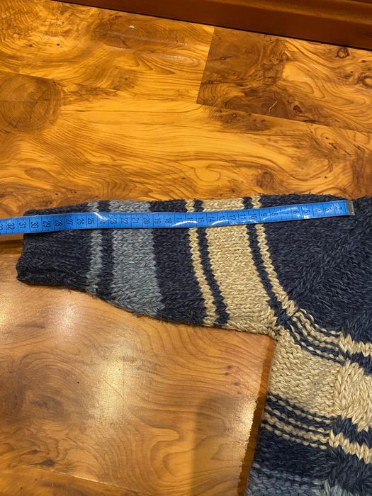 Продам свитер на мальчика в отличном состоянии 92 р турция