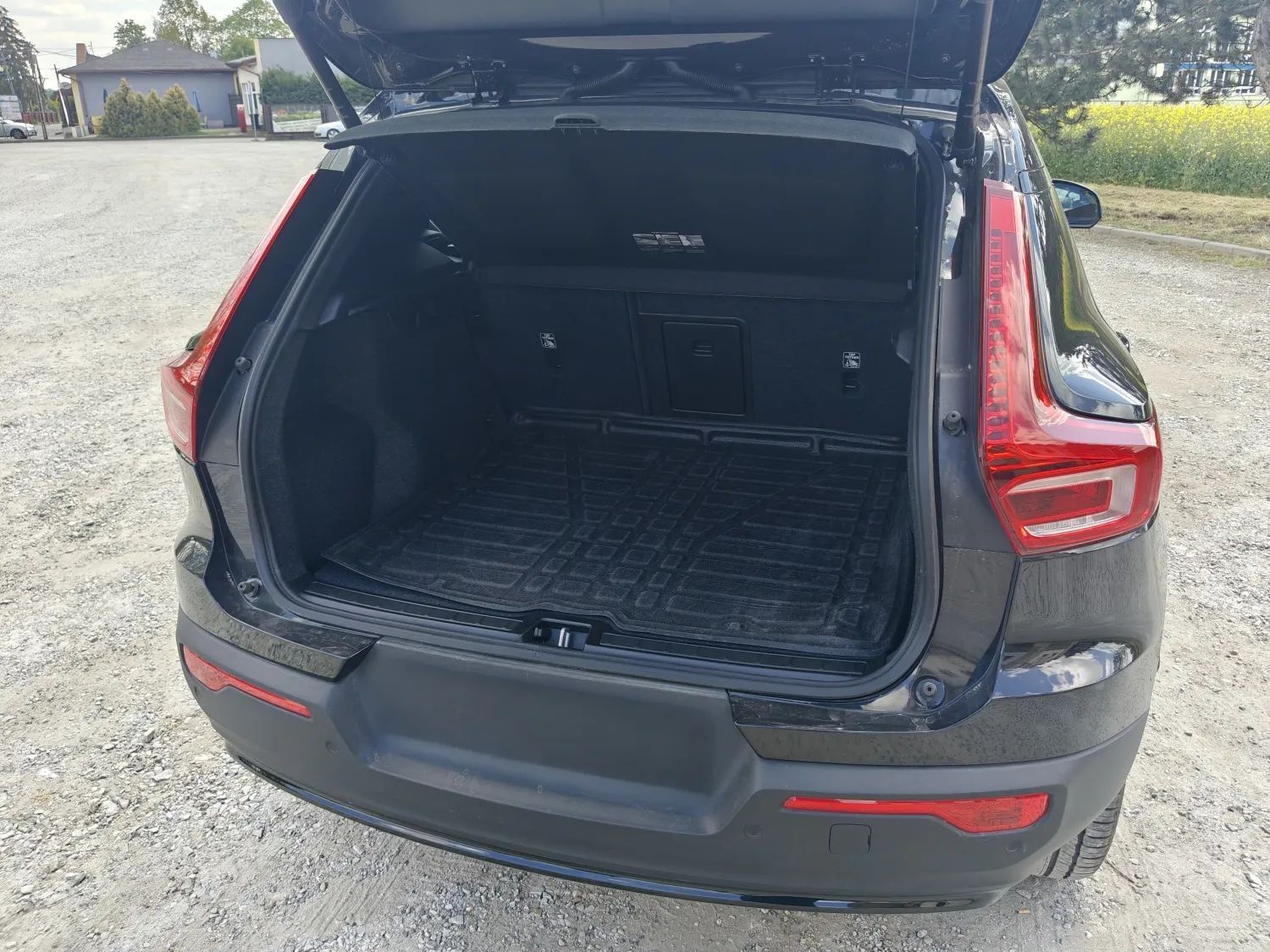 Volvo XC 40 R-Design, BLACK EDITION, B5, 2.0 250 KM, Auto pilot, ACC, skóra