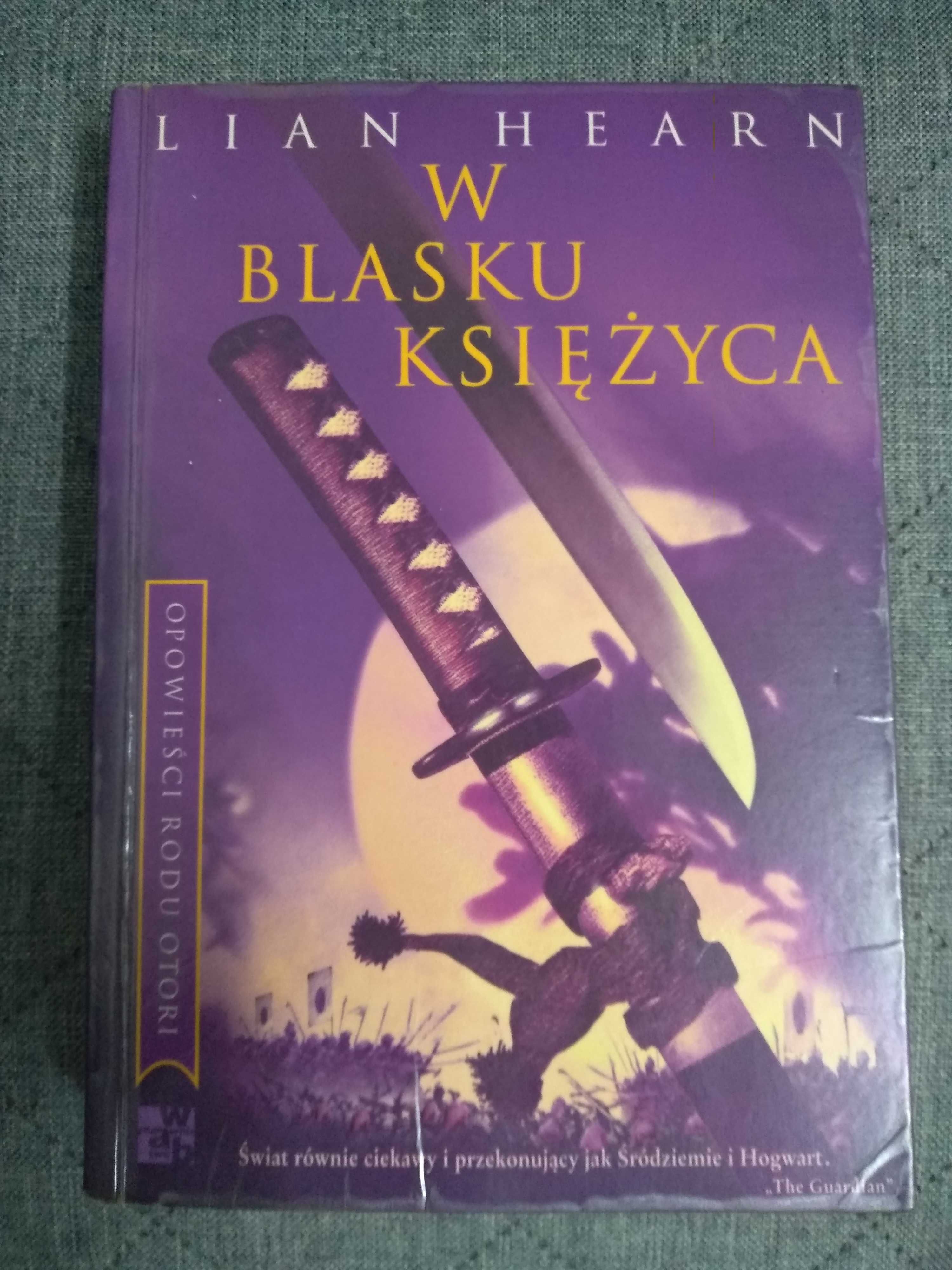 Hearn - Kwiat śliwy, mroczny cień; W blasku księżyca i gratis