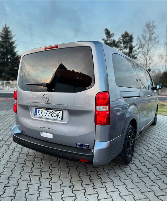 Wynajem BUS 9 osobowy / osobowe Automat 2025r Opel Vivaro - Zafira