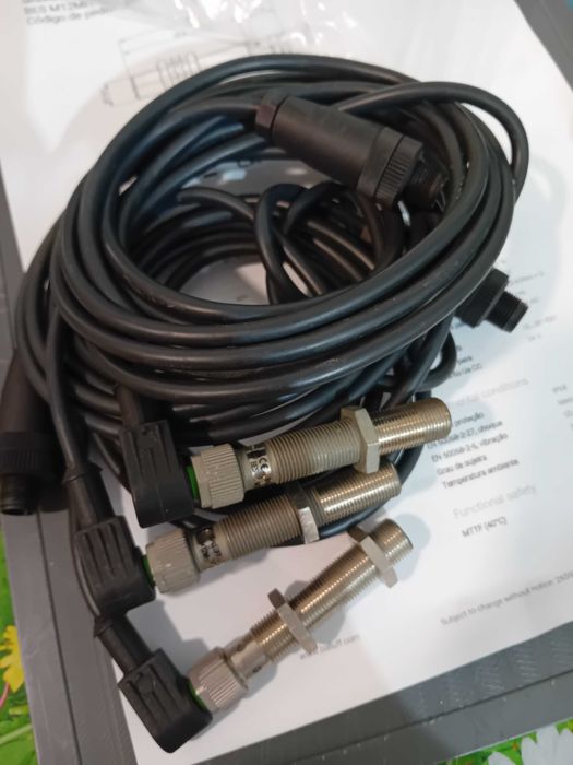 Sensor indutivo 12mm pnp 24vdc BALLUFF Lote de 3 unidades