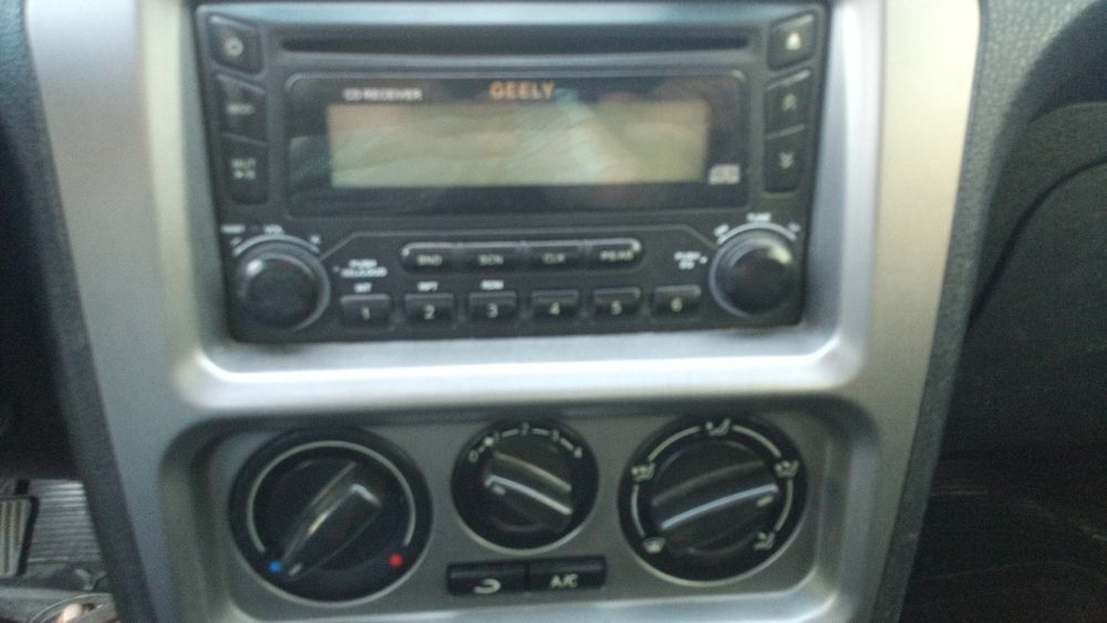 Продаю geely ck2