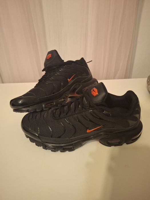 Buty sportowe męskie NIKE Air Max Plus