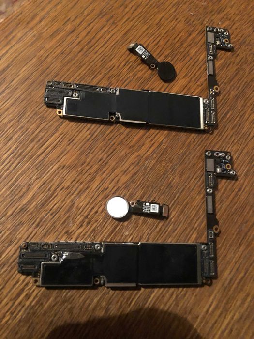 iPhone 7, 8, 8 Plus плата.