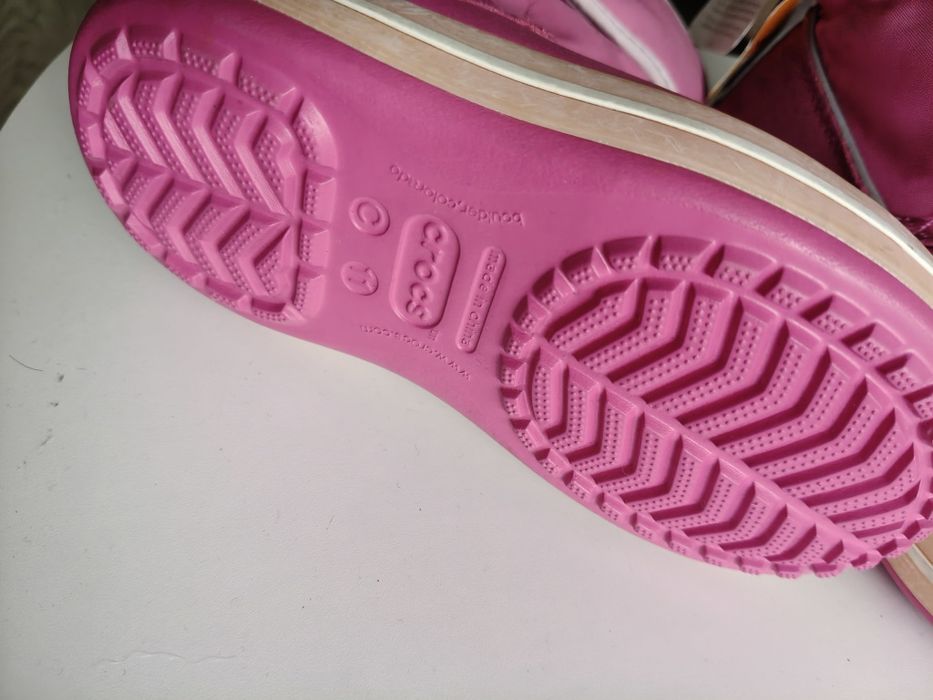 Botas Crocs Novas