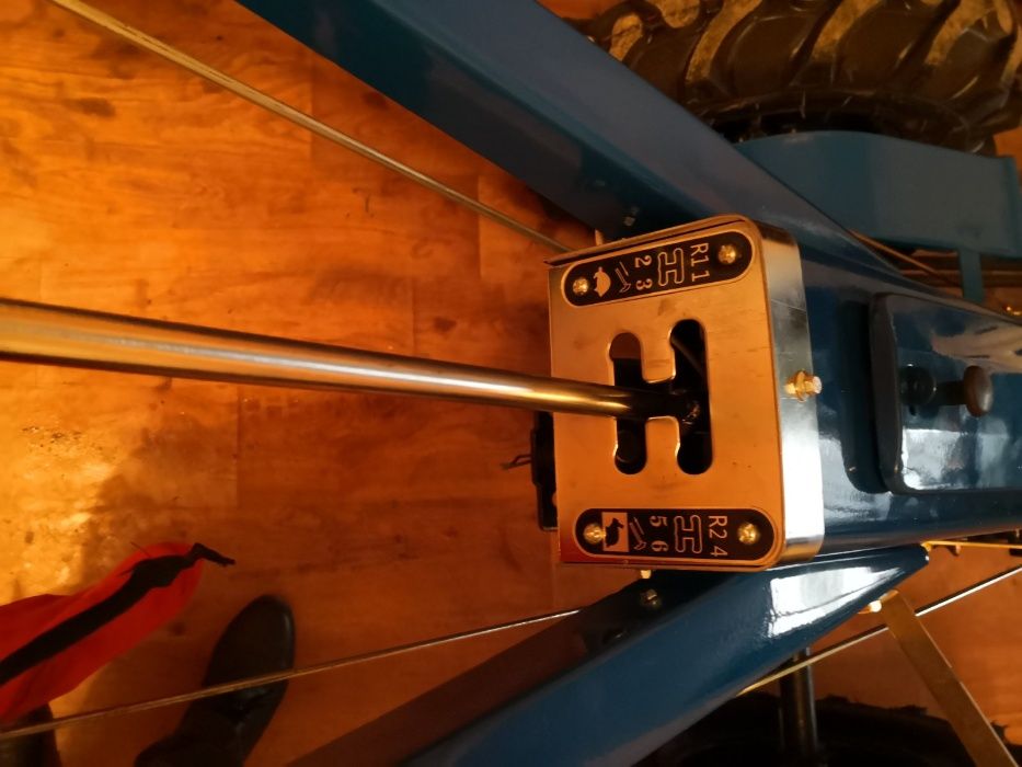 Продам мотоблок Форте 1080  8л.с в комплекте фреза