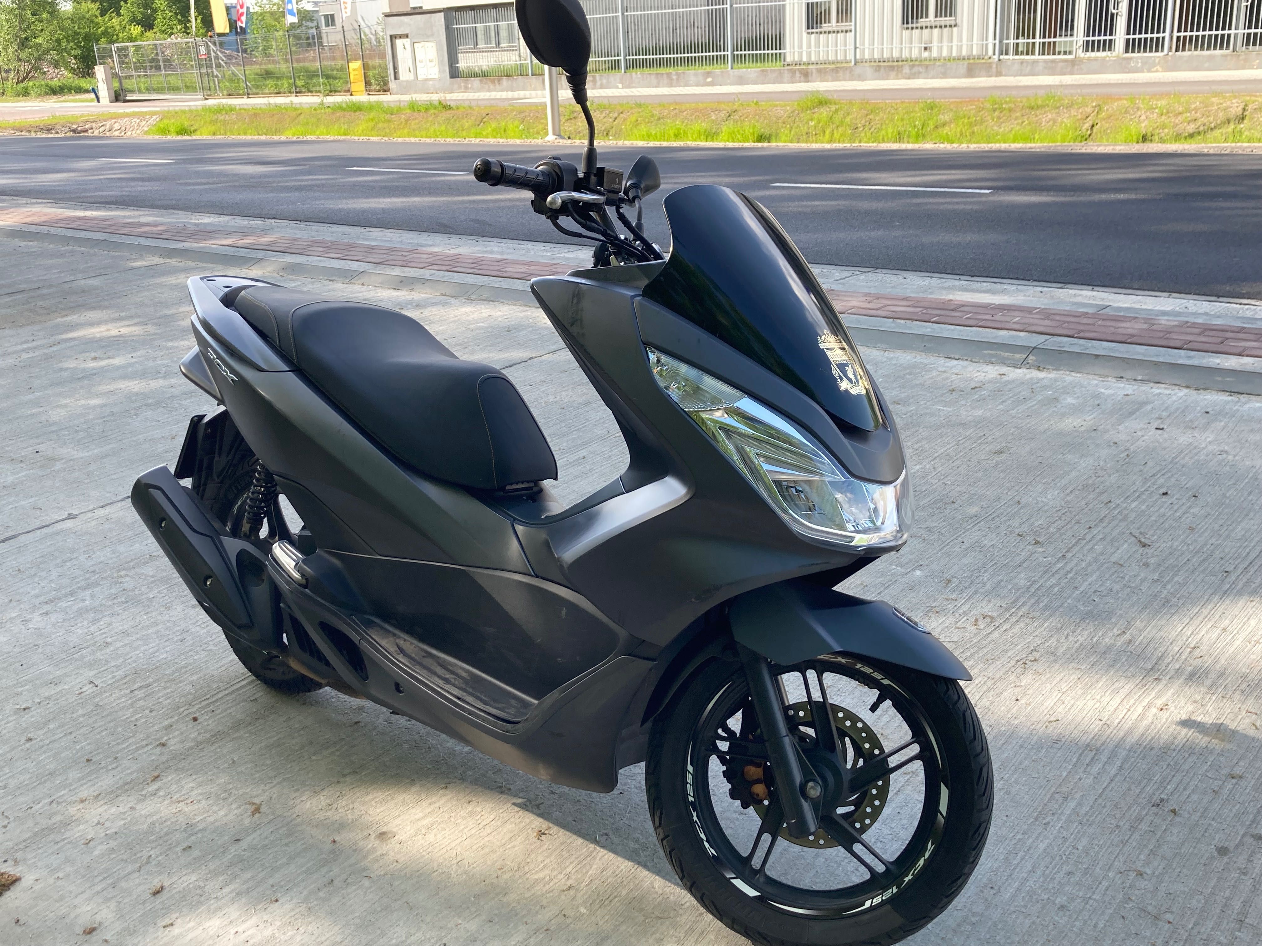 Skuter Honda PCX 125