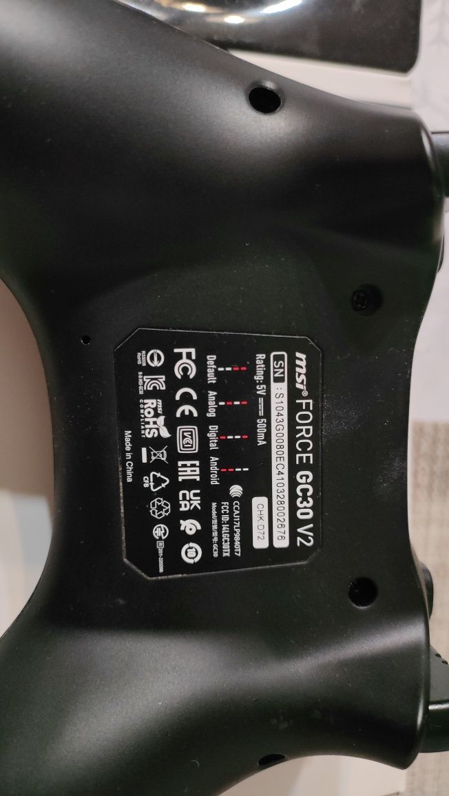 Gamepad Kontroler pad msi GC30 V2 czarny
