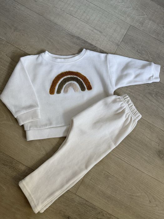 Теплий костюм для хлопчика/дівчинки 12-18 міс ідеальни стан