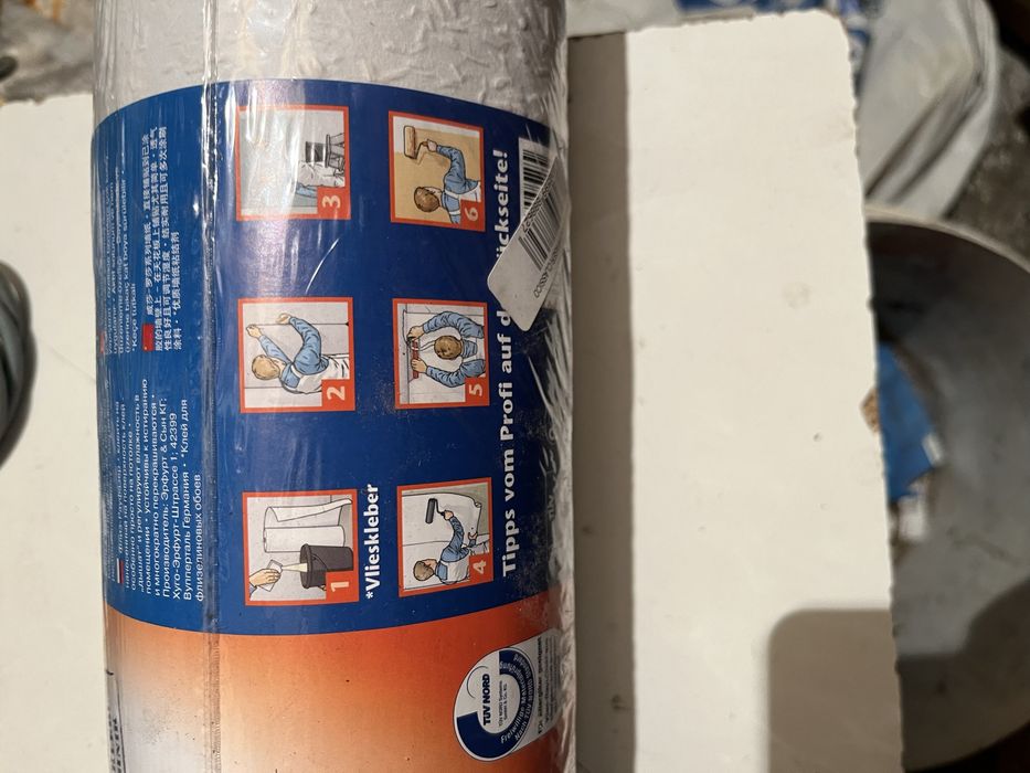 Tapeta 4 sztuki nowe