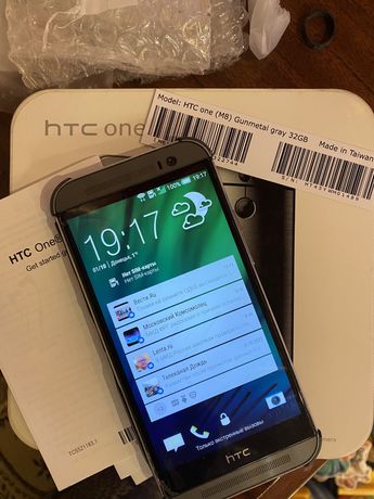 Телефон HTC one M8