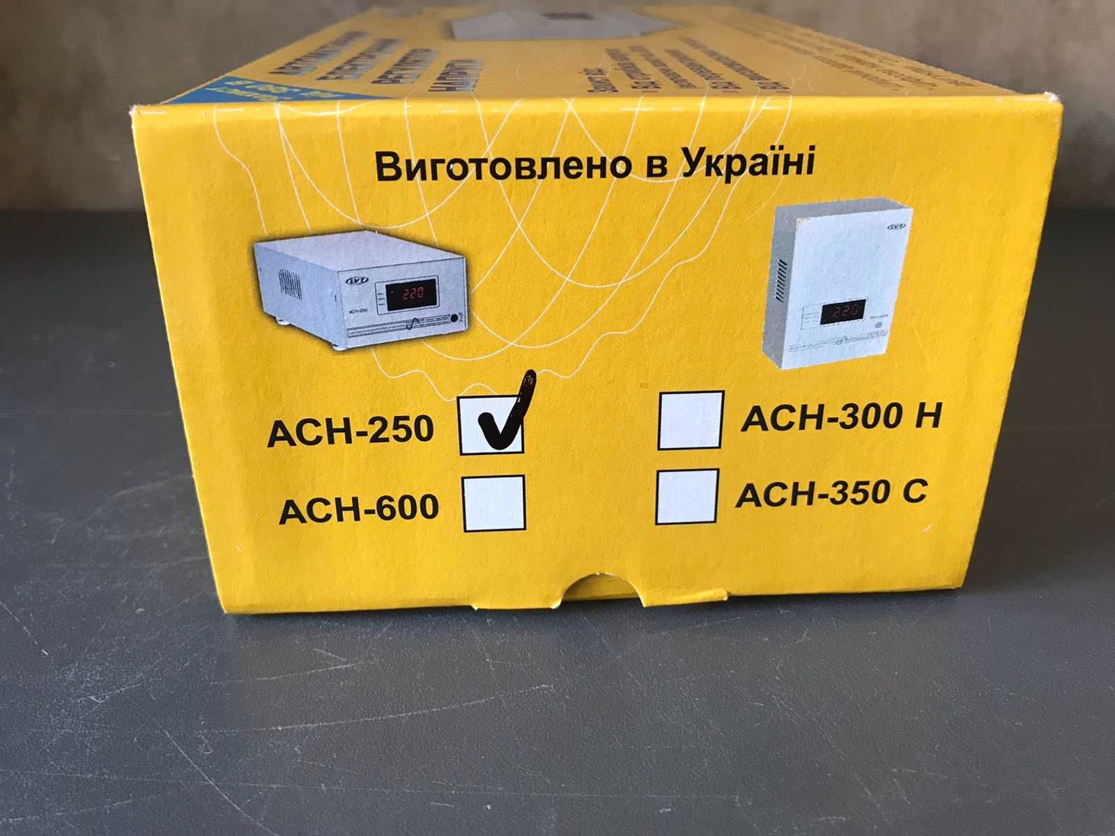 Стабілізатор 250 Вт LVT ACH-250