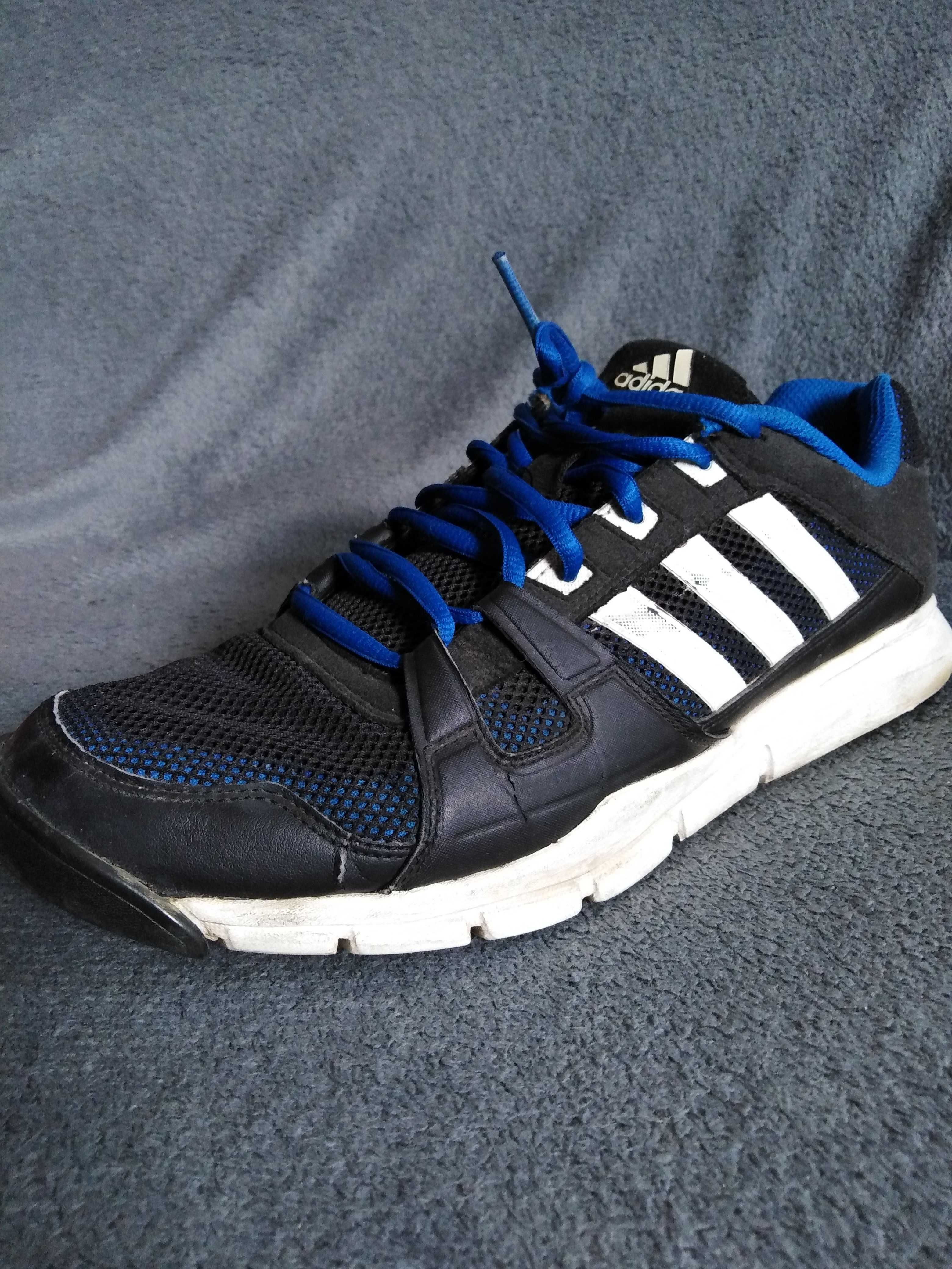 Buty ADIDAS. 45 1/3