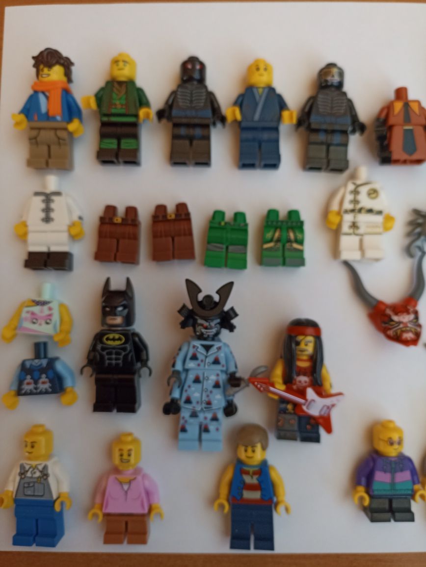 Фигурки аксессуары LEGO.
