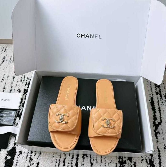 Buty, sandaly klapki, skora 070309