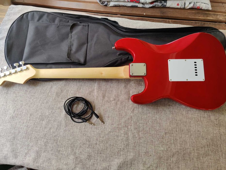 Электрогитара Deviser L-G1