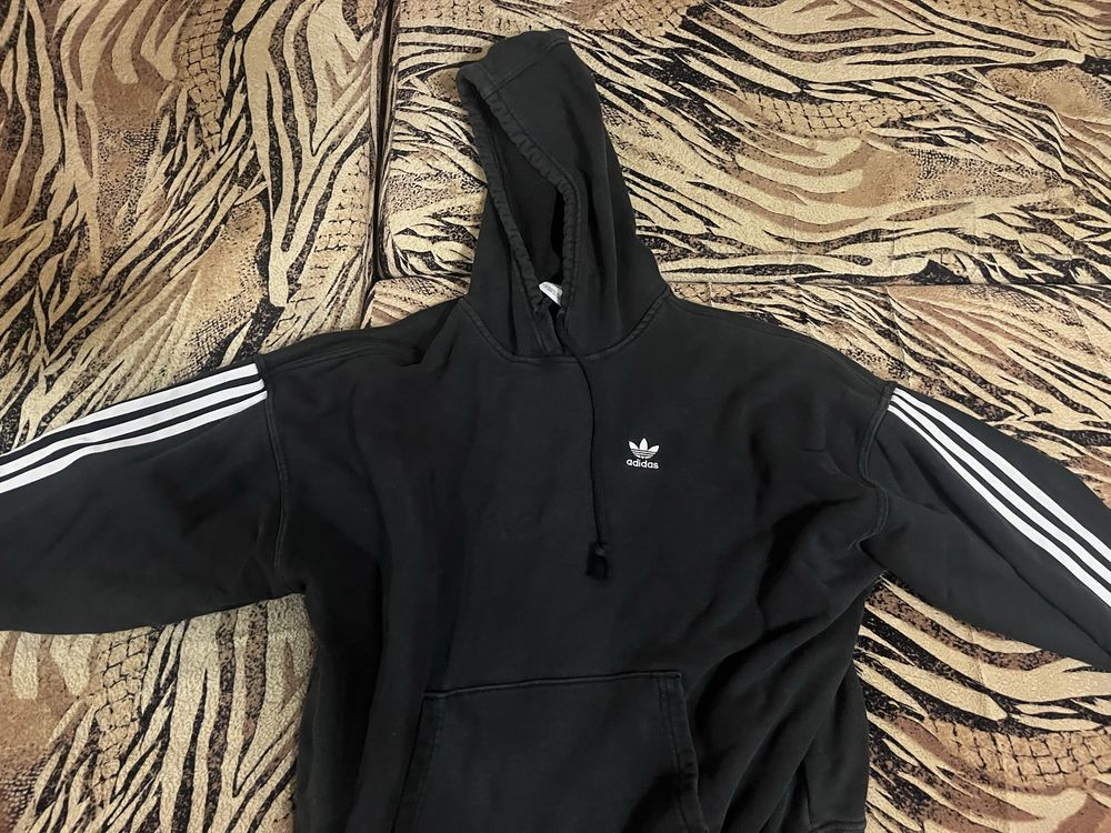 чорне худі адідас adidas