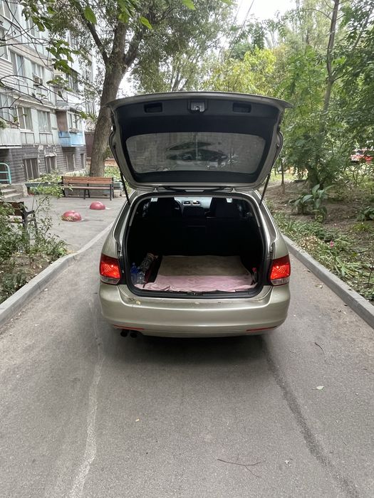 Продам VW Jetta 2,5 , 2012 г.