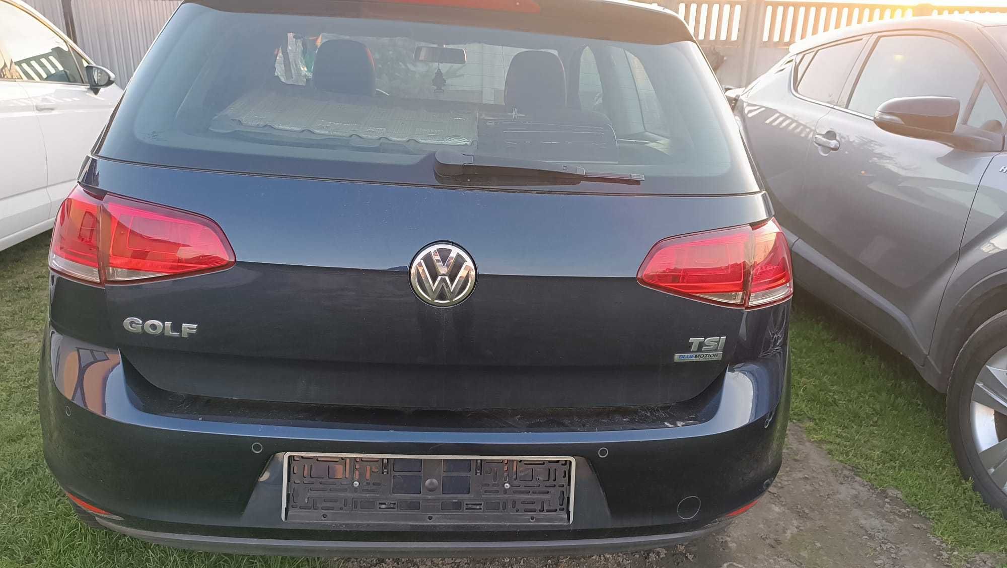 Vw Golf VII kompletna tylna klapa LH5X