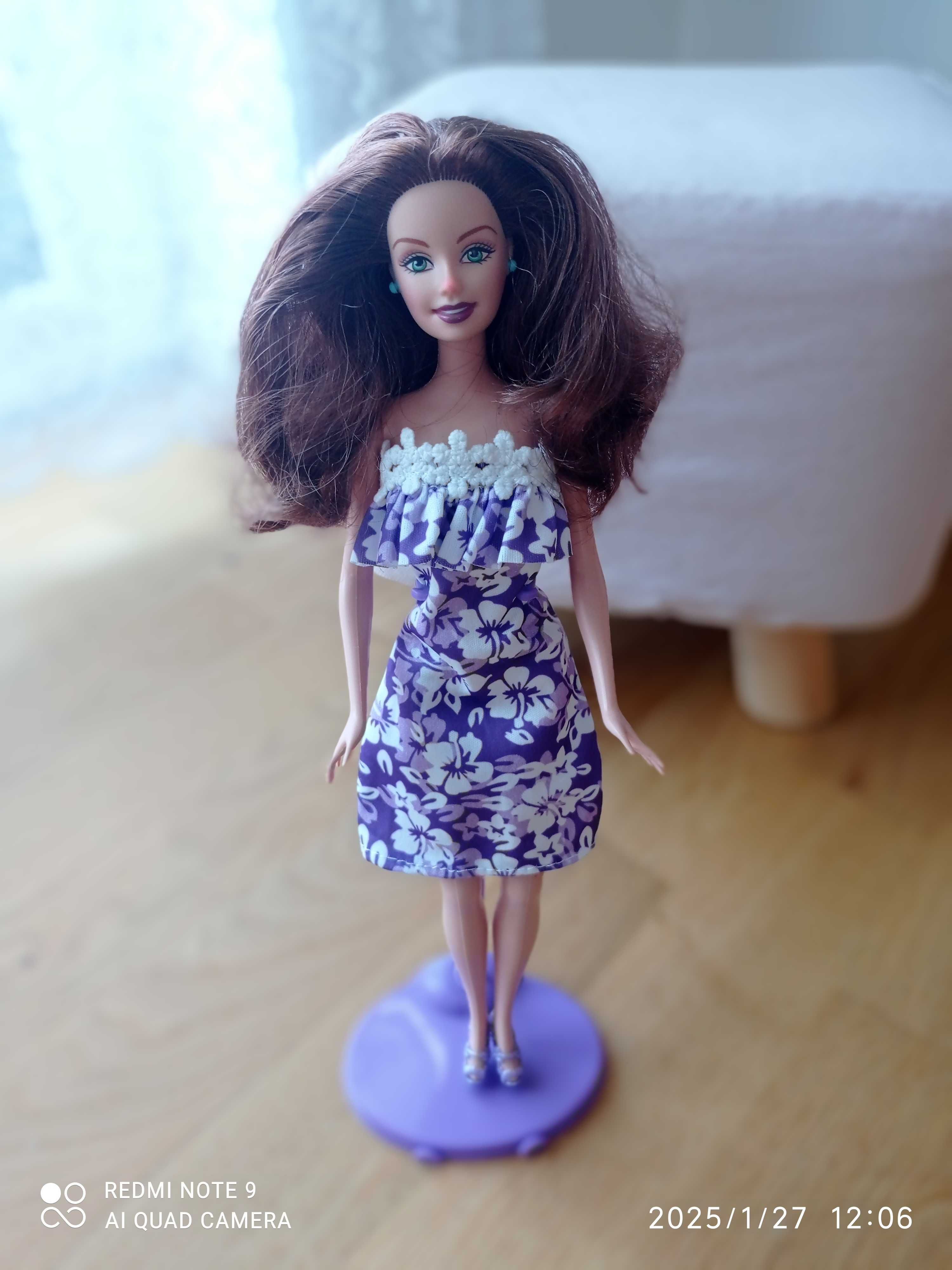 Ubranka dla Barbie - sukienka i buciki