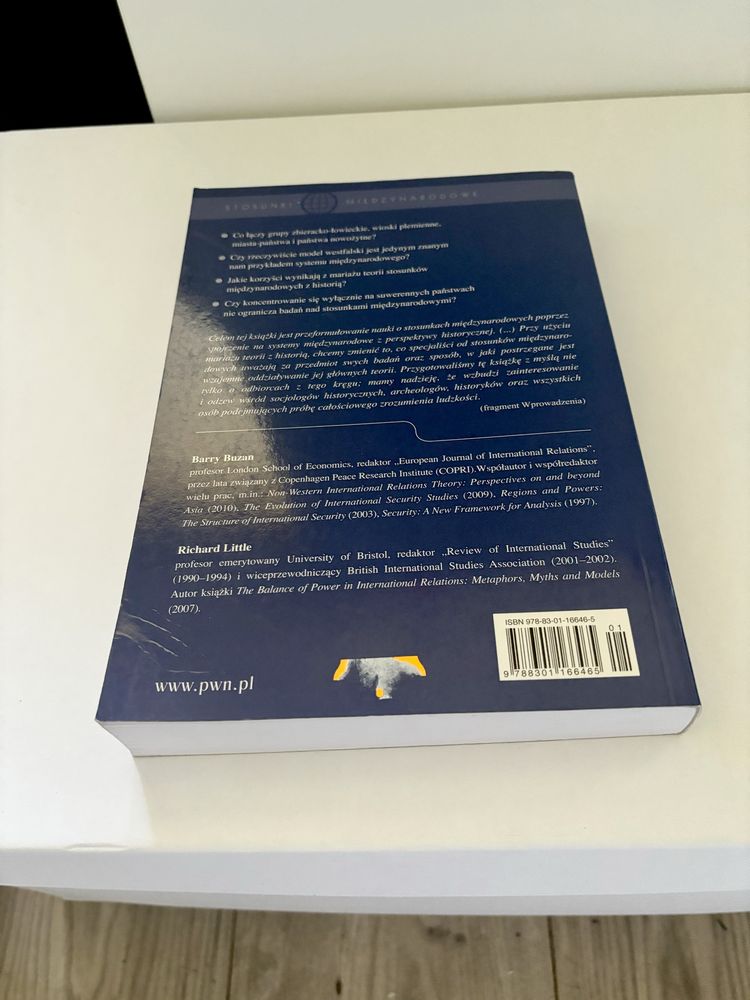 Systemy międzynarodowe w historii świata barry buzan richard little