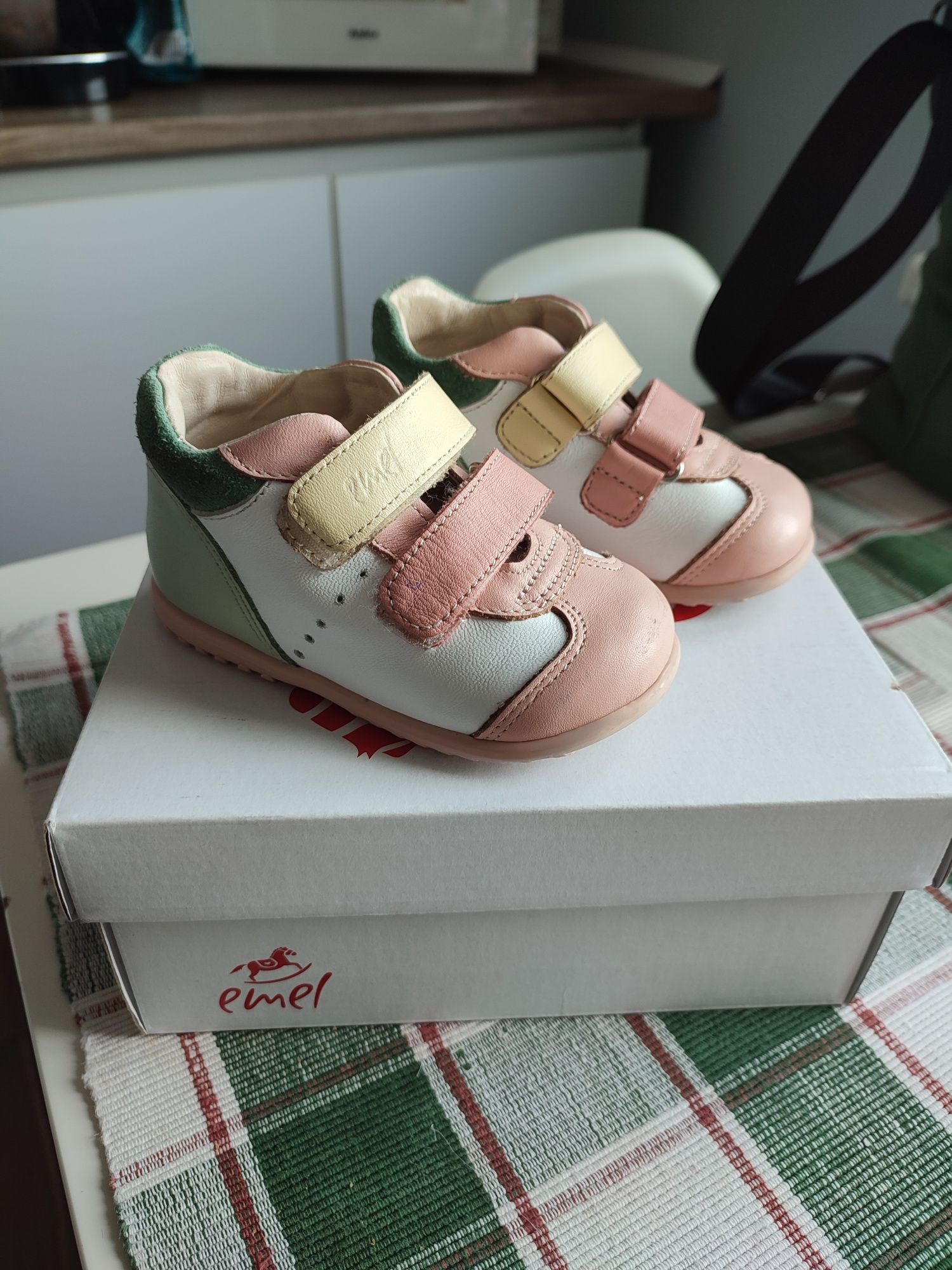 Buty Emel dla dziewczynki