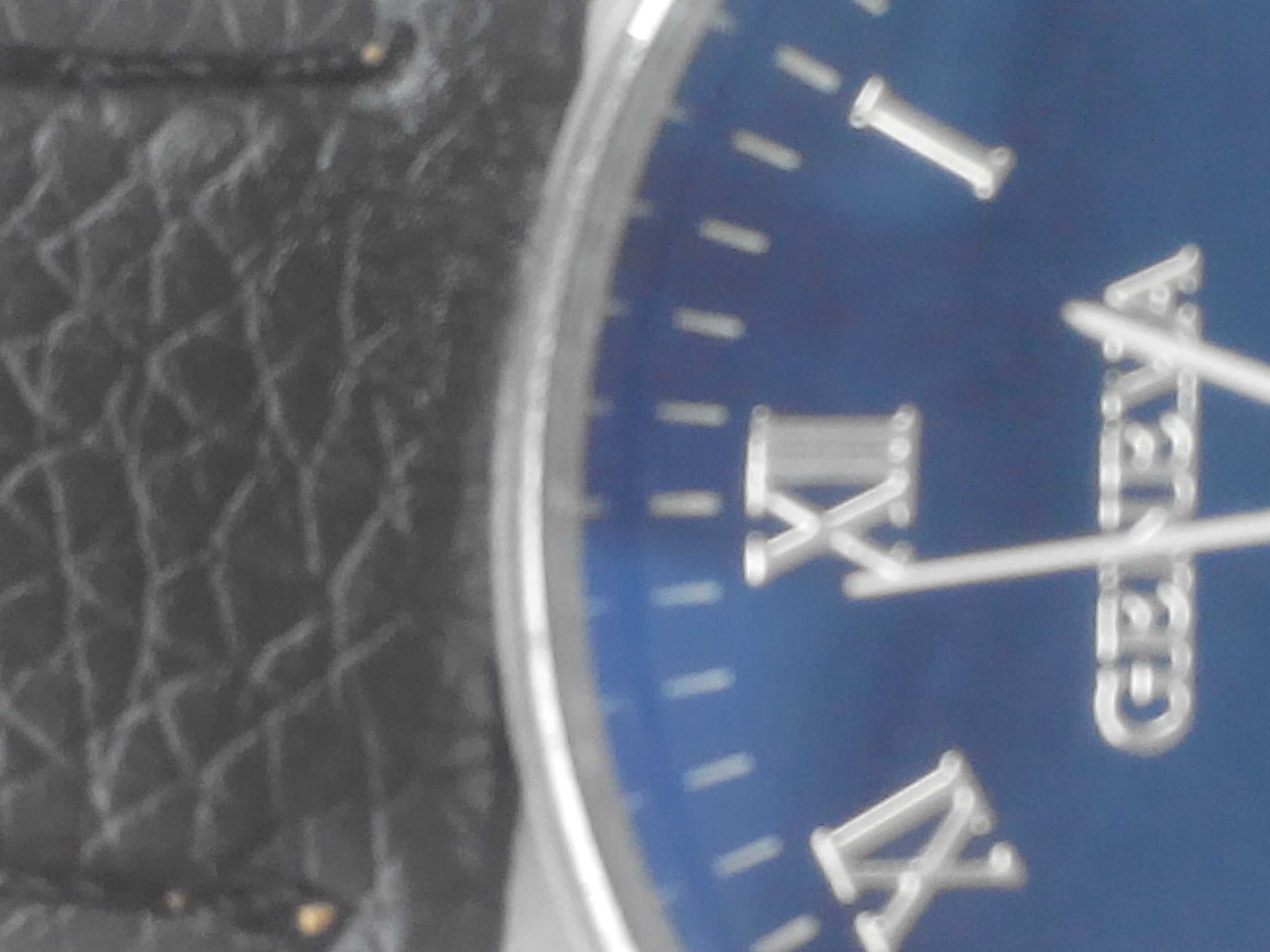 Чоловічий наручний годинник