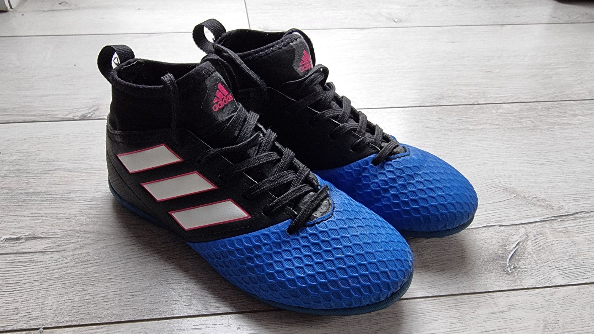 Buty do piłki Adidas Ace 17.3 TF turfy roz. 30 (20cm)